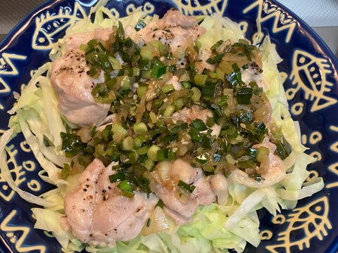 鶏肉の蒸し焼き♪ニラと玉ねぎのタレかけ^_^